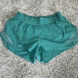 Lululemon hotty hot short size 6